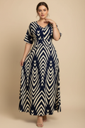 Navy blauwe maxi jurk met chevron print - voorkant